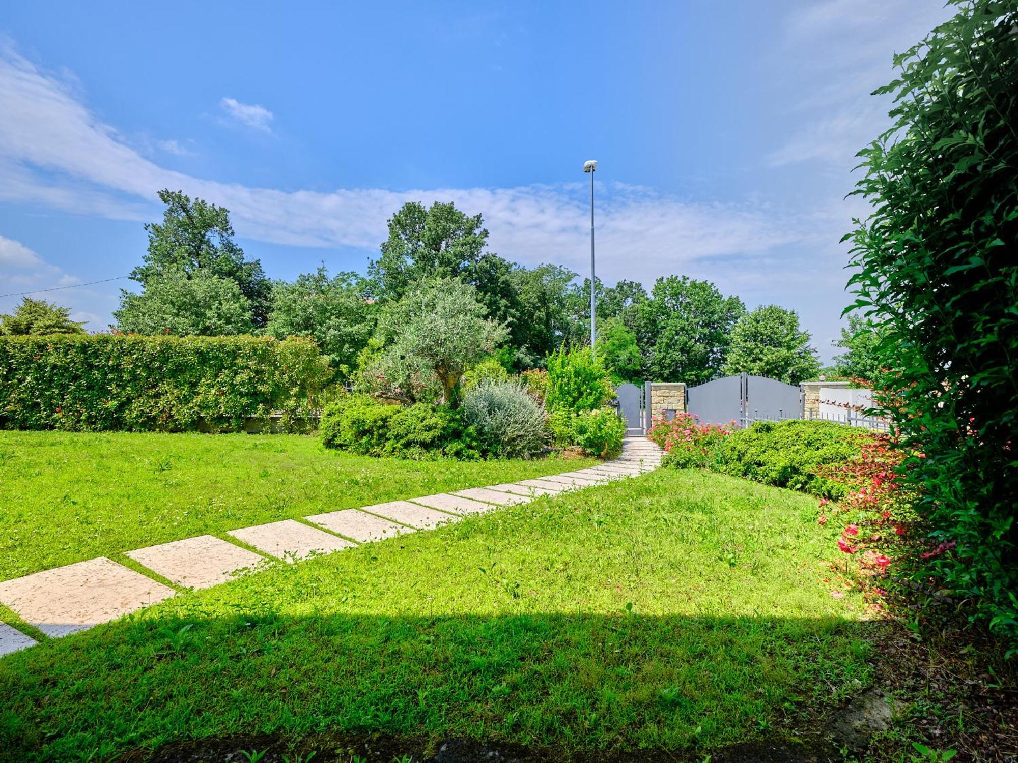 Villasgarda - Villa Leone Salionze Exterior photo